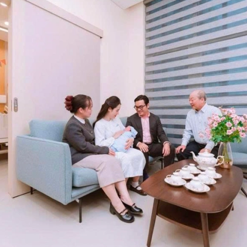 Ở cữ 15 ngày tại viện