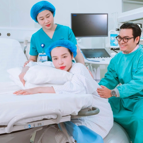 Đồng hành cùng người thân 24/24