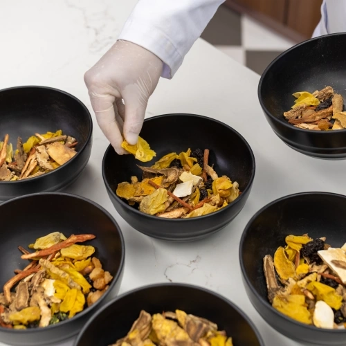 Bó thuốc Y học cổ truyền