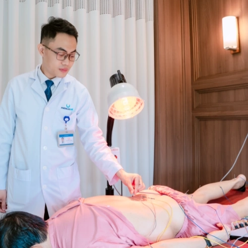 Chiếu đèn hồng ngoại