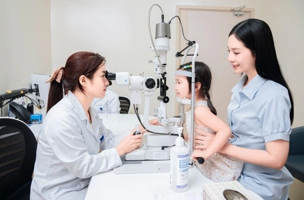 Thiết bị khám mắt chuyên dụng