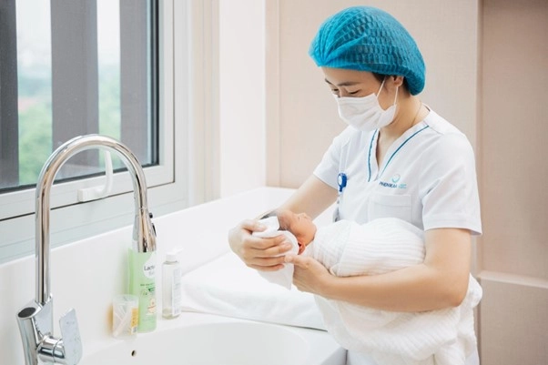 Phòng tắm và massage riêng cho bé – Khởi đầu êm ái cho thiên thần nhỏ