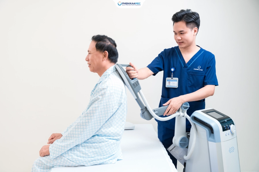 Máy từ trường siêu dẫn hỗ trợ điều trị bệnh lý cơ xương khớp