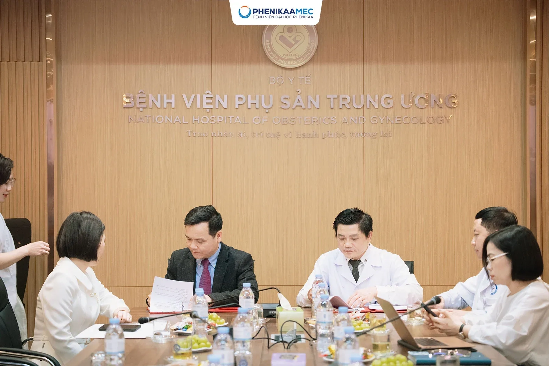 BV Đại học Phenikaa ký kết hợp tác chuyên môn với BV Phụ sản TW