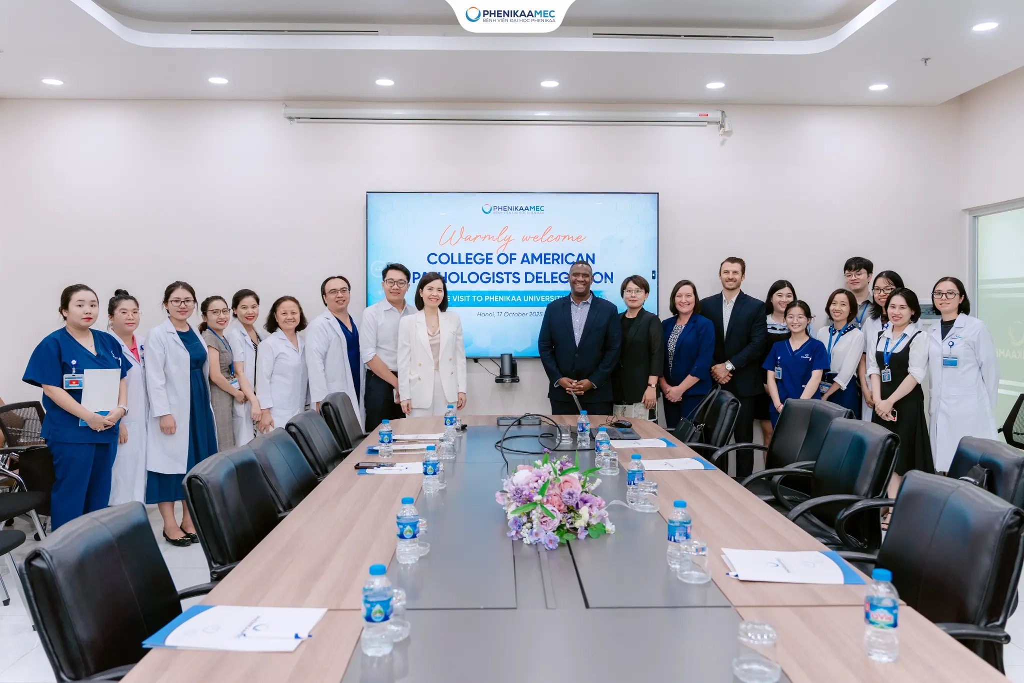 Bệnh viện Đại học Phenikaa và Hiệp hội Bệnh học Hoa Kỳ (College of American Pathologists - CAP) trao đổi định hướng hợp tác  