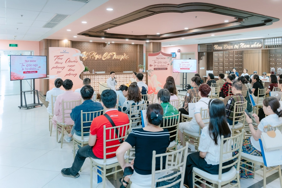 Talkshow "Tìm lại giấc ngủ tự nhiên": Khi người mất ngủ được lắng nghe và thấu hiểu