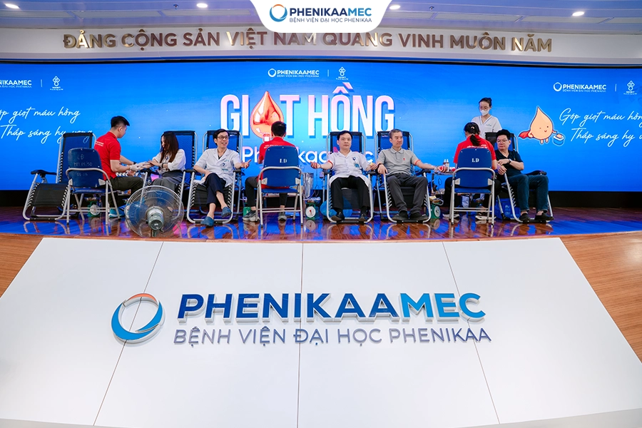 Chương trình Hiến máu nhân đạo Giọt hồng PhenikaaMec: Góp giọt máu hồng - Thắp sáng hy vọng 