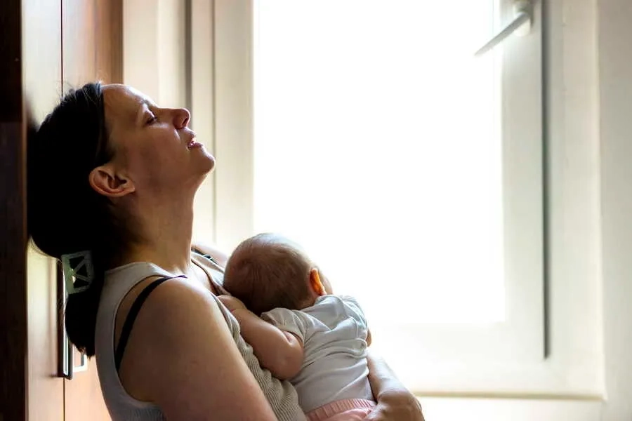 Tiền sản giật sau sinh: Dấu hiệu nhận biết, mức độ nguy hiểm và thời điểm cần đi khám