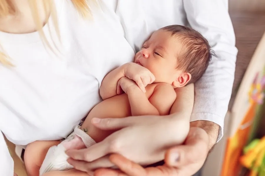 Sàng lọc sơ sinh gồm những bệnh gì? Hướng dẫn chi tiết cho mẹ