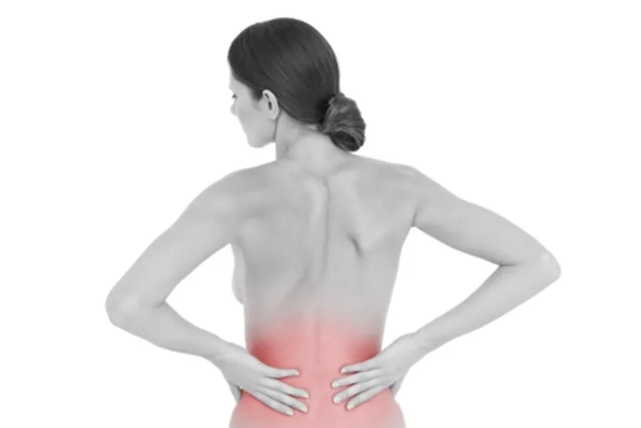 Ra máu báo thai có bị đau lưng không? Khi nào cần đi khám bác sĩ?