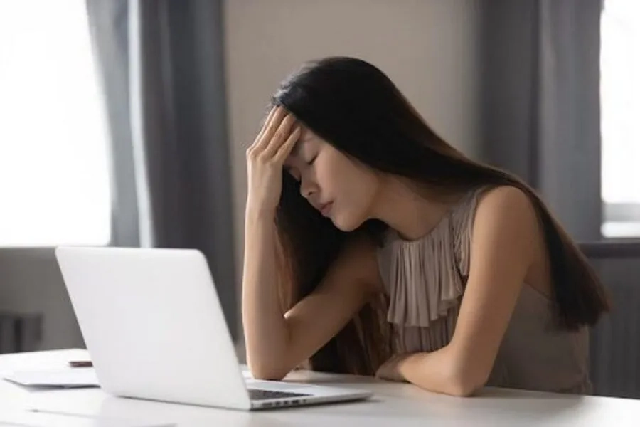 Trầm cảm không điển hình là gì? Dấu hiệu nhận biết và cách điều trị