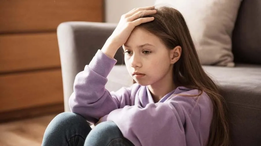 Trầm cảm ở trẻ em: Nguyên nhân, dấu hiệu nhận biết và hướng can thiệp sớm
