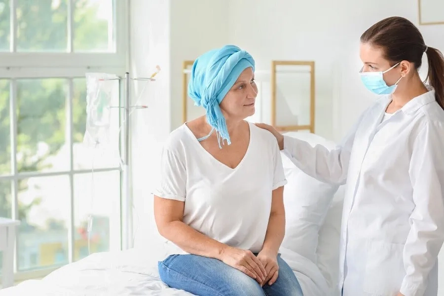 Ung thư vú giai đoạn 2 có chữa được không? Giải đáp chi tiết từ chuyên gia 