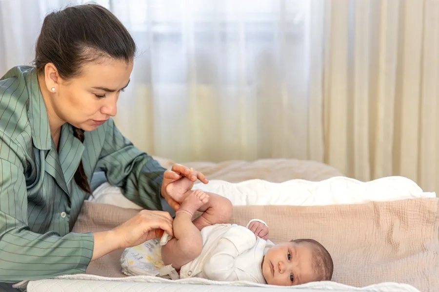 Bạn cần theo dõi trẻ sau khi sử dụng kháng thể RSV