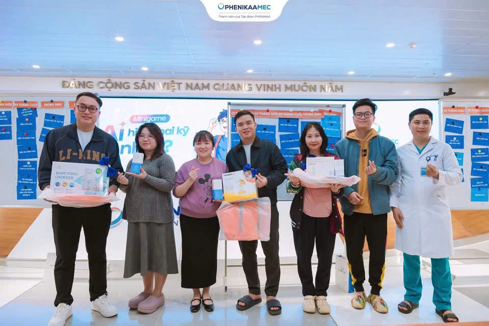 Lớp học tiền sản PhenikaaMec tháng 1/2026 trao tặng 3 suất miễn phí thu thập xử lý lưu trữ máu cuống rốn