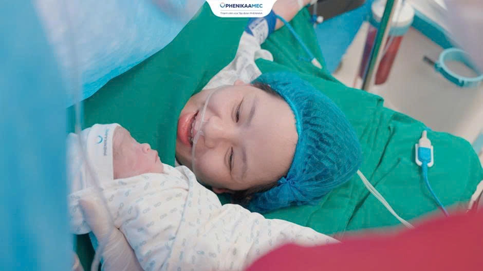 Ca sinh ba tuần 35 đa nguy cơ “vượt cạn” thành công tại PhenikaaMec