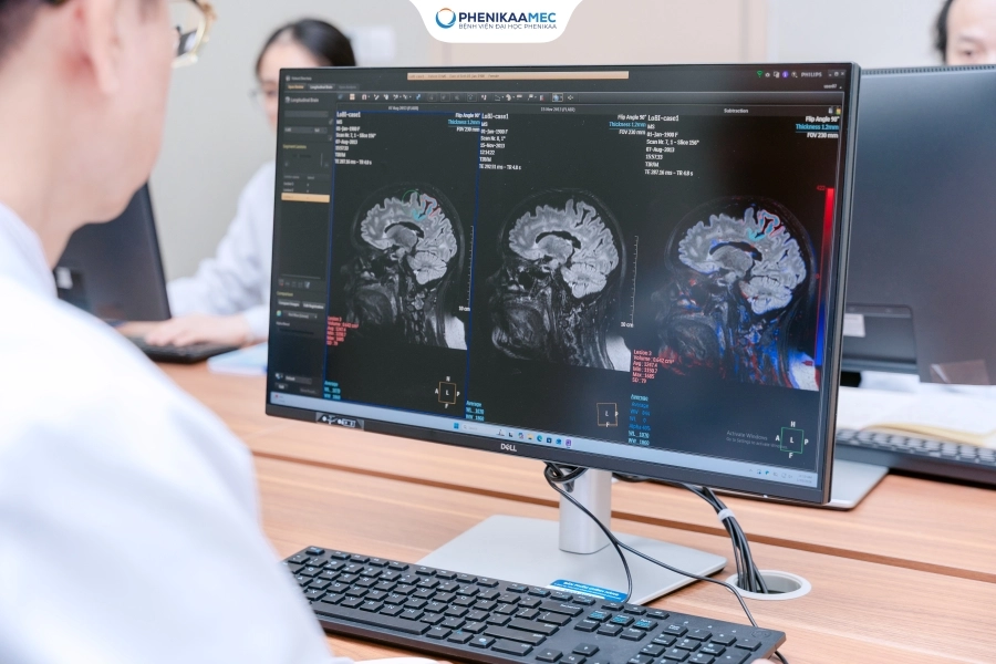 Bệnh viện Đại học Phenikaa và Philips Healthcare triển khai chuỗi đào tạo phần mềm CT – MRI, cập nhật giải pháp số hóa y tế