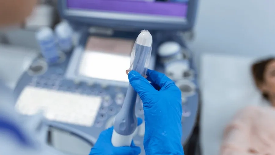 Siêu âm đầu dò âm đạo giúp phát hiện polyp nằm trong buồng tử cung