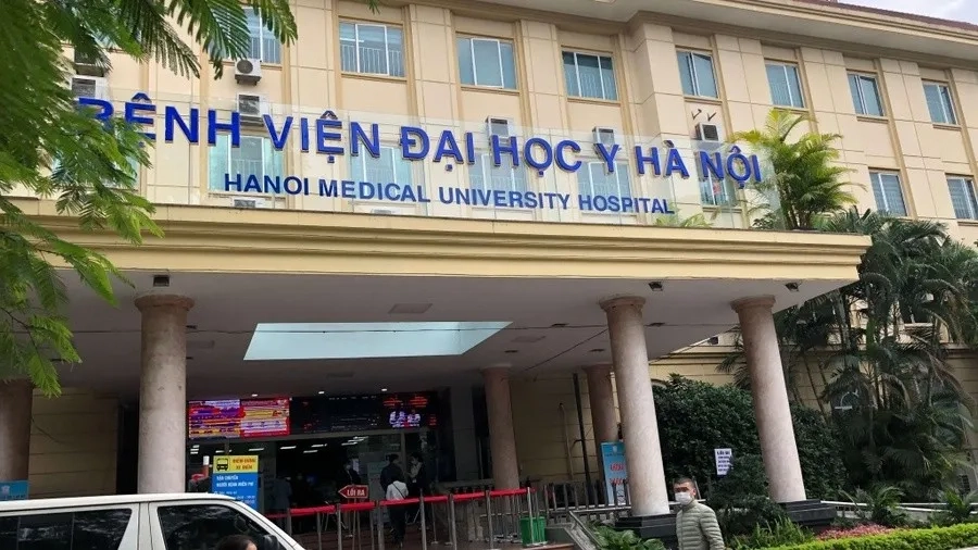 Bệnh viện Đại học Y Hà Nội thăm khám các vấn đề Nam học và Y học giới tính