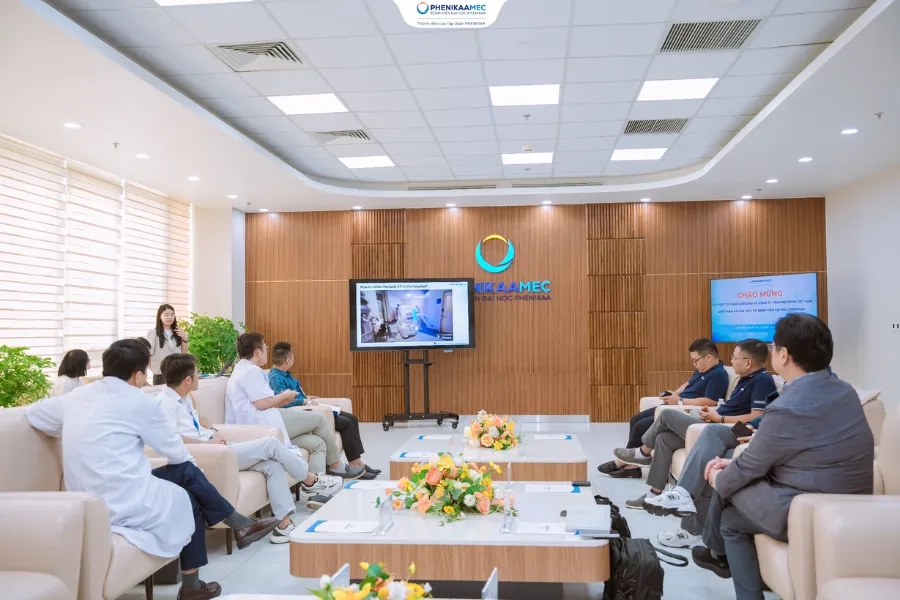PhenikaaMec làm việc với đoàn đại diện Samsung và Medison Việt Nam, thúc đẩy hợp tác công nghệ – y tế