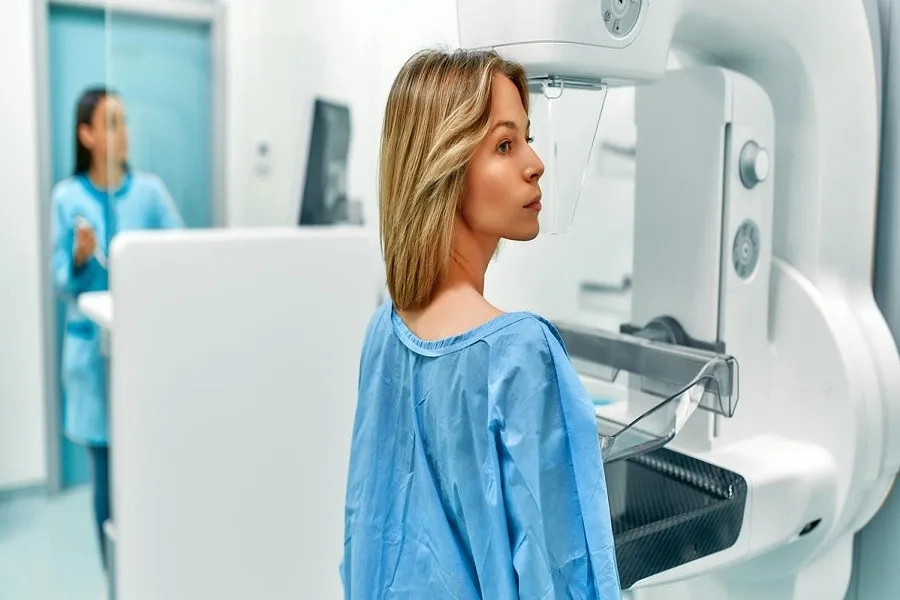Tầm soát định kỳ giúp phát hiện ung thư vú ngay cả khi chưa có triệu chứng