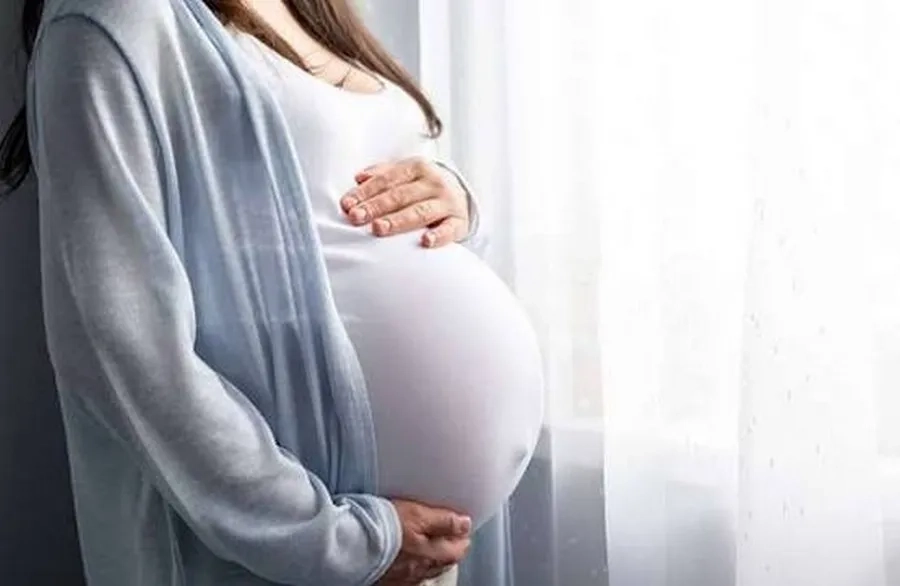 Phụ nữ mang thai cần được thăm khám và chỉ định của bác sĩ trước khi tiêm
