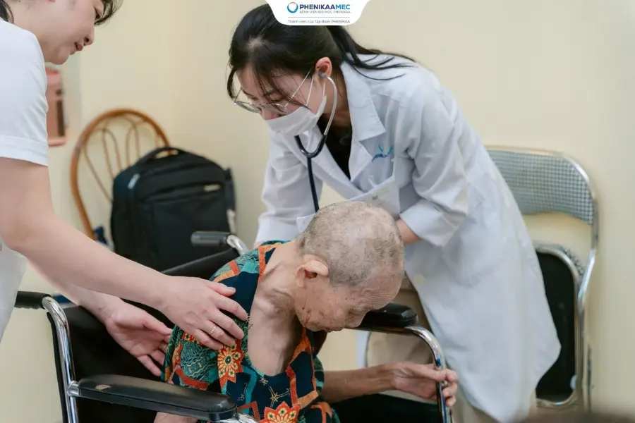 PhenikaaMec khám sức khỏe miễn phí cho người cao tuổi tại Trung tâm Bảo trợ xã hội 3 Hà Nội