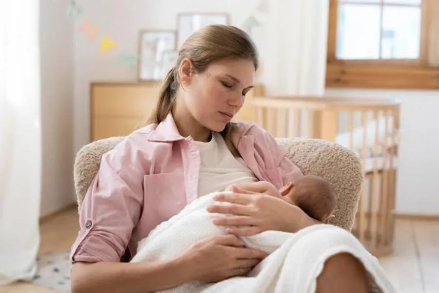 Tiền sản giật sau khi sinh có thể xuất hiện trong 6 tuần đầu hậu sản và cần được phát hiện sớm