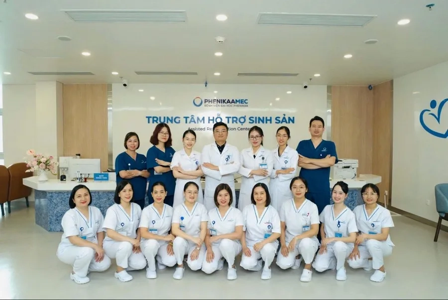 Đội ngũ bác sĩ, điều dưỡng Trung tâm Hỗ trợ sinh sản Bệnh viện Đại học Phenikaa giàu kinh nghiệm, đồng hành cùng các cặp vợ chồng mong con