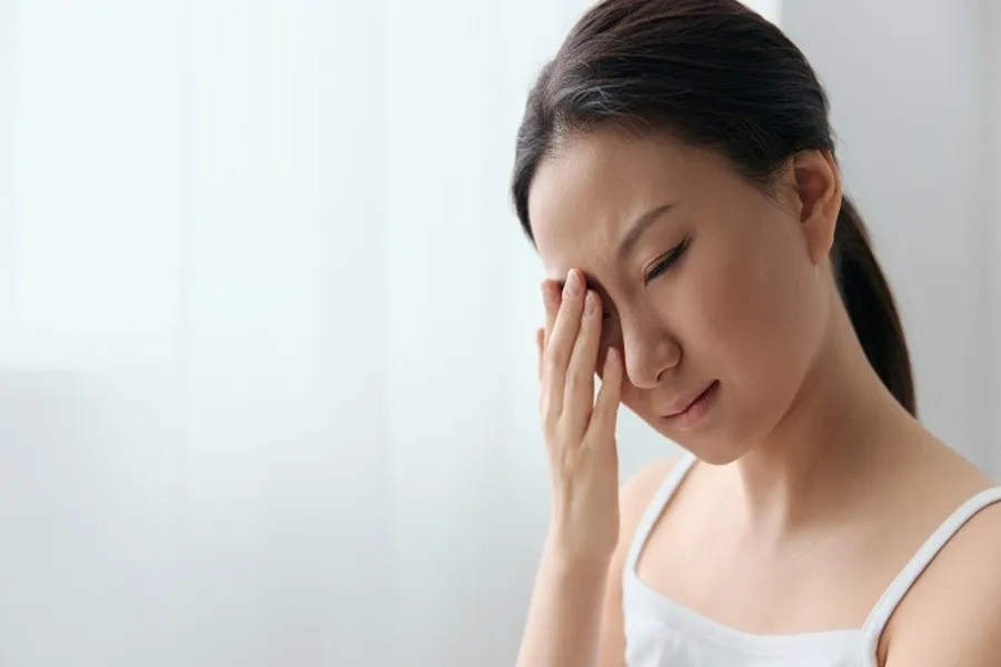 Mờ mắt có thể là dấu hiệu mẹ bầu bị tiểu đường thai kỳ