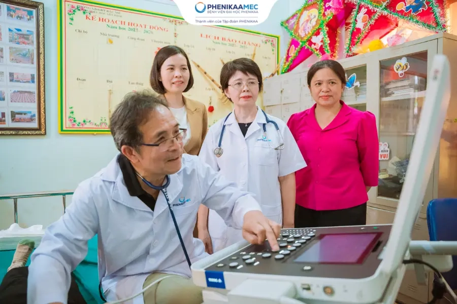PhenikaaMec khám miễn phí cho 759 trẻ em vùng cao, phát hiện 23 trẻ cần theo dõi tim mạch chuyên sâu