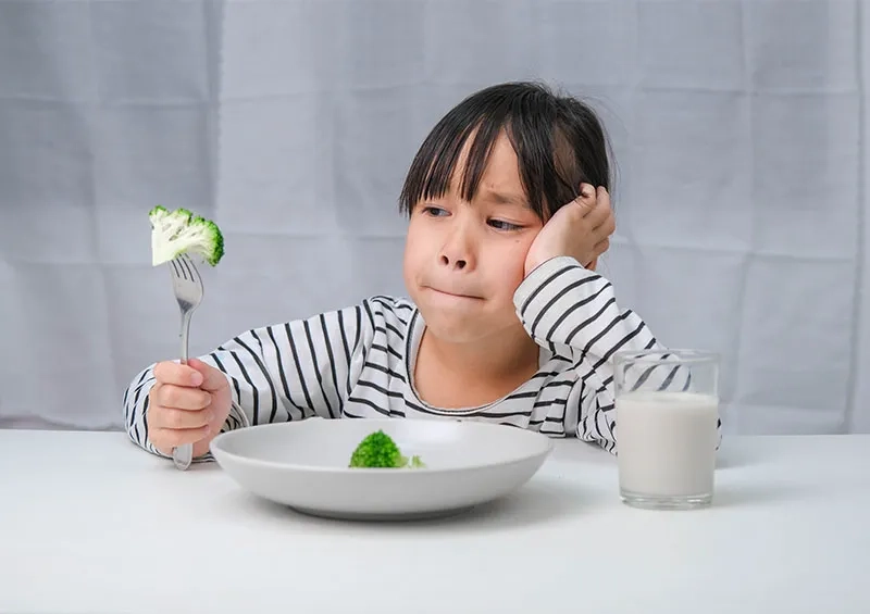 Khó nuốt là biểu hiện thường gặp ở thanh thiếu niên mắc Pompe