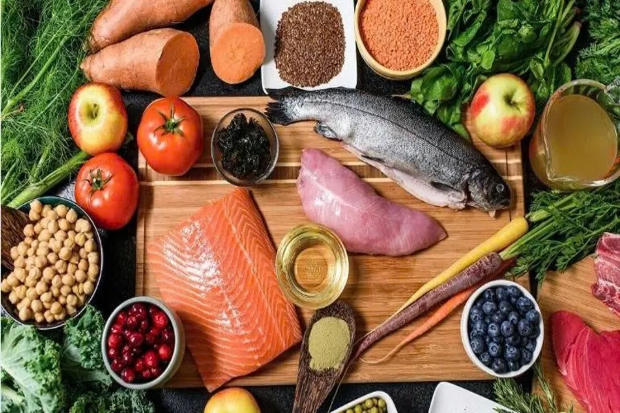 Bạn nên duy trì chế độ ăn uống lành mạnh để hỗ trợ thai nhi phát triển