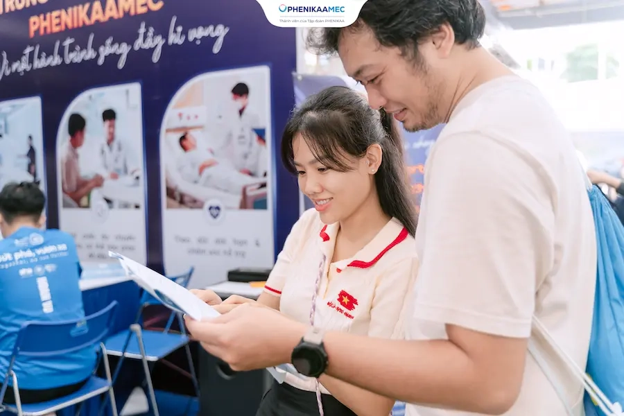 Bệnh viện Đại học Phenikaa đồng hành cùng giải chạy Standard Chartered Hanoi Marathon - Heritage Race 2025