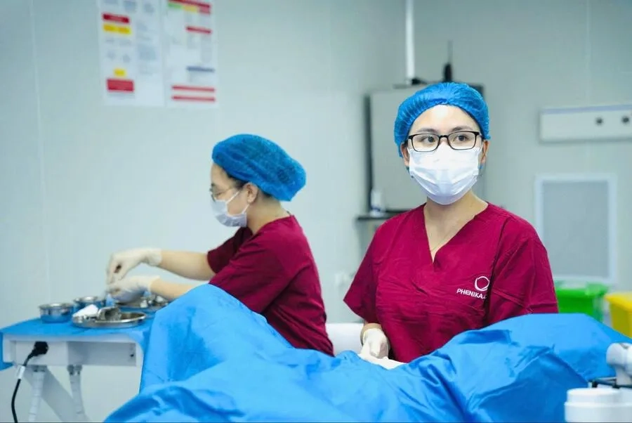 Kỹ thuật bơm tinh trùng vào buồng tử cung được thực hiện bởi đội ngũ bác sĩ chuyên khoa giàu kinh nghiệm