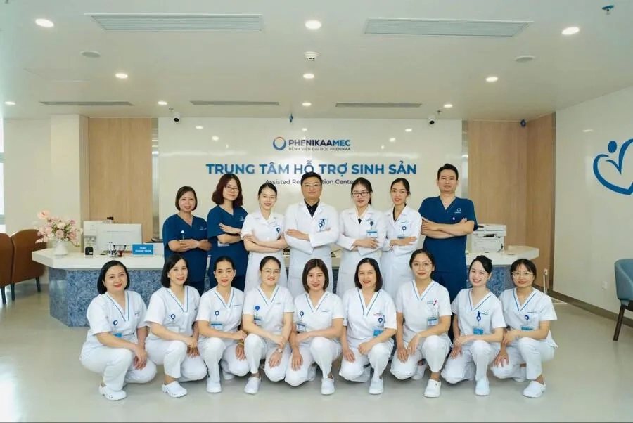 Trung tâm Hỗ trợ sinh sản PhenikaaMec hội tụ đội ngũ bác sĩ chuyên khoa, chuyên gia phôi học, điều dưỡng giàu kinh nghiệm