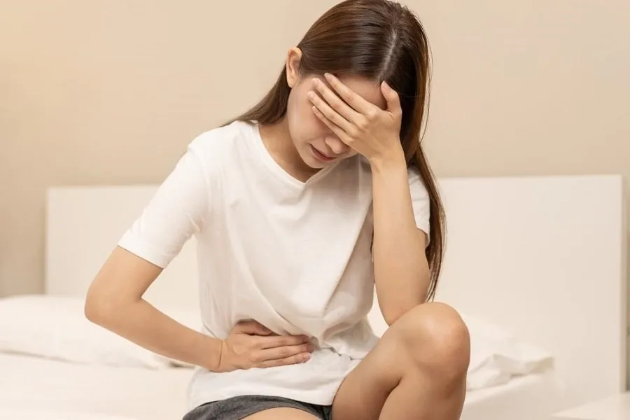 Quan hệ không an toàn, đặc biệt ở tuổi sớm, là điều kiện thuận lợi để virus HPV xâm nhập