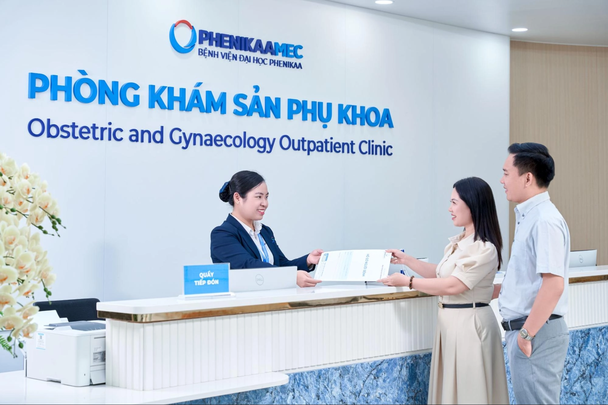 Khi nhận thấy các dấu hiệu bất thường bạn nên đi thăm khám để được tư vấn hỗ trợ