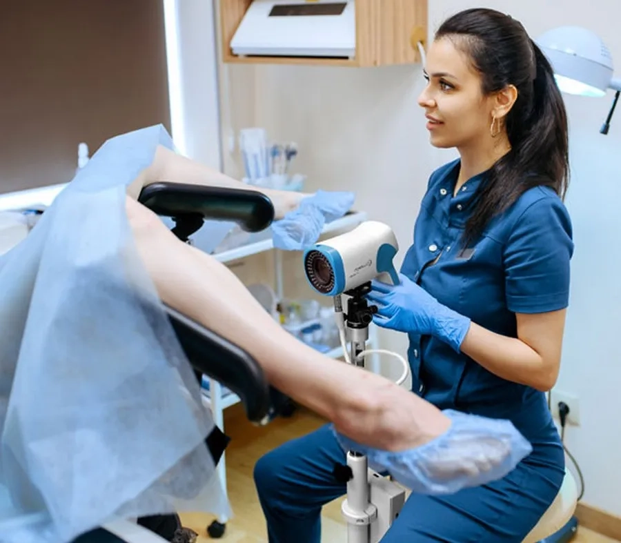 Soi cổ tử cung giúp xác định rõ diện tích lộ tuyến và mức độ tổn thương