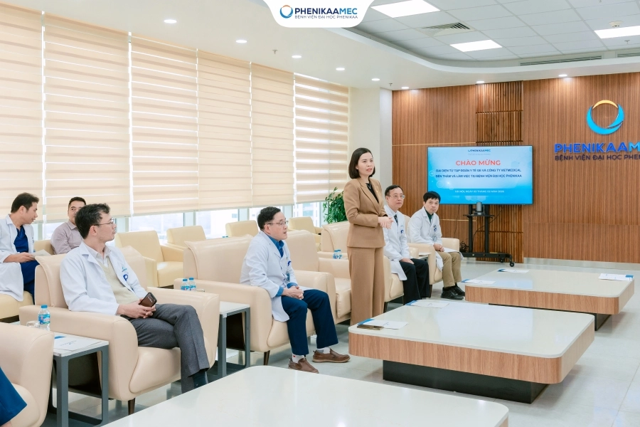Bệnh viện Đại học Phenikaa đón tiếp đoàn lãnh đạo cấp cao GE Healthcare