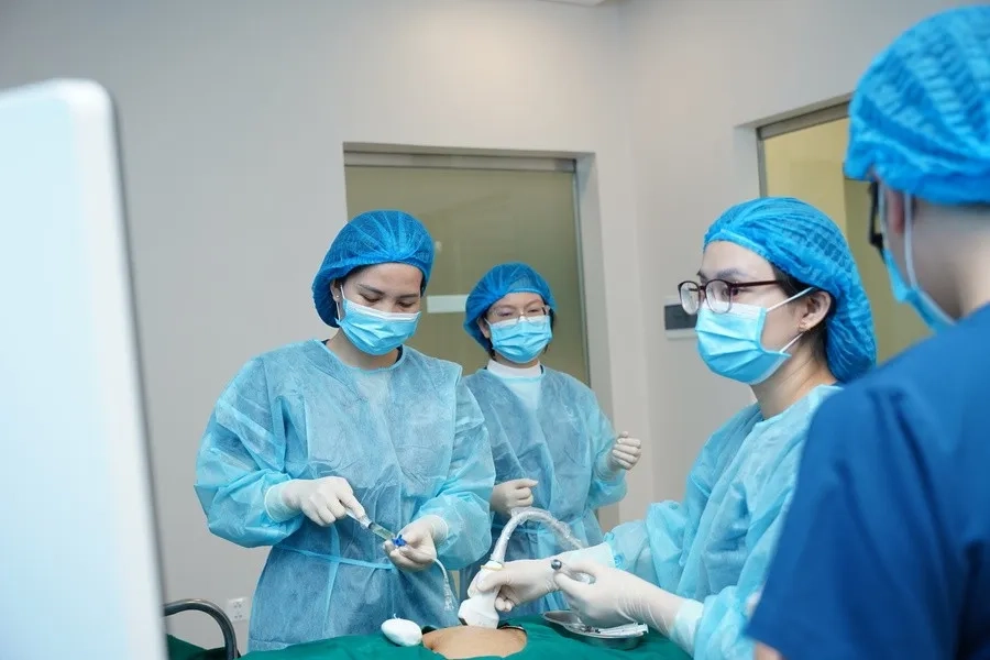 Chọc ối được bác sĩ chỉ định cho những trường hợp thai kỳ nguy cơ cao