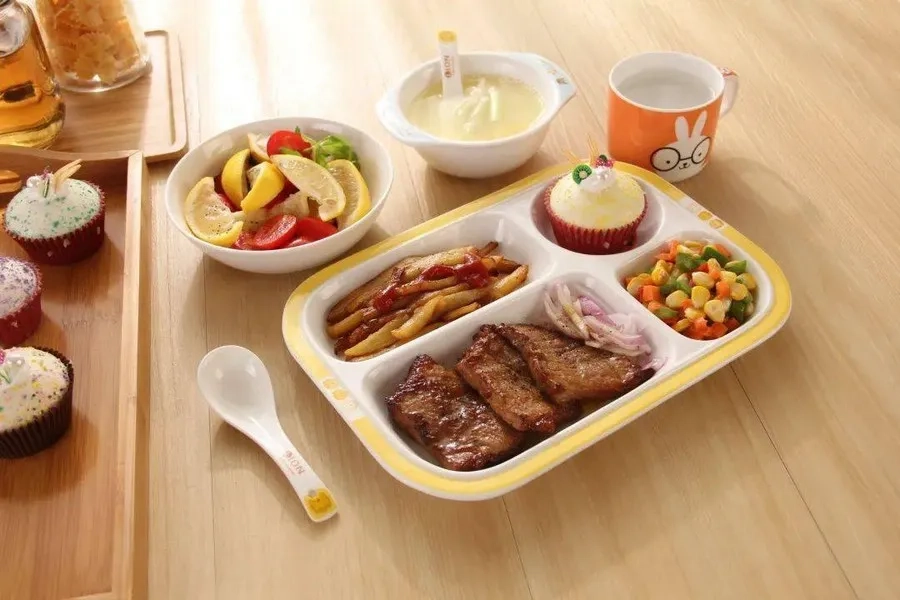 Trẻ nên tránh ăn đồ cay nóng không có lợi cho sức khỏe