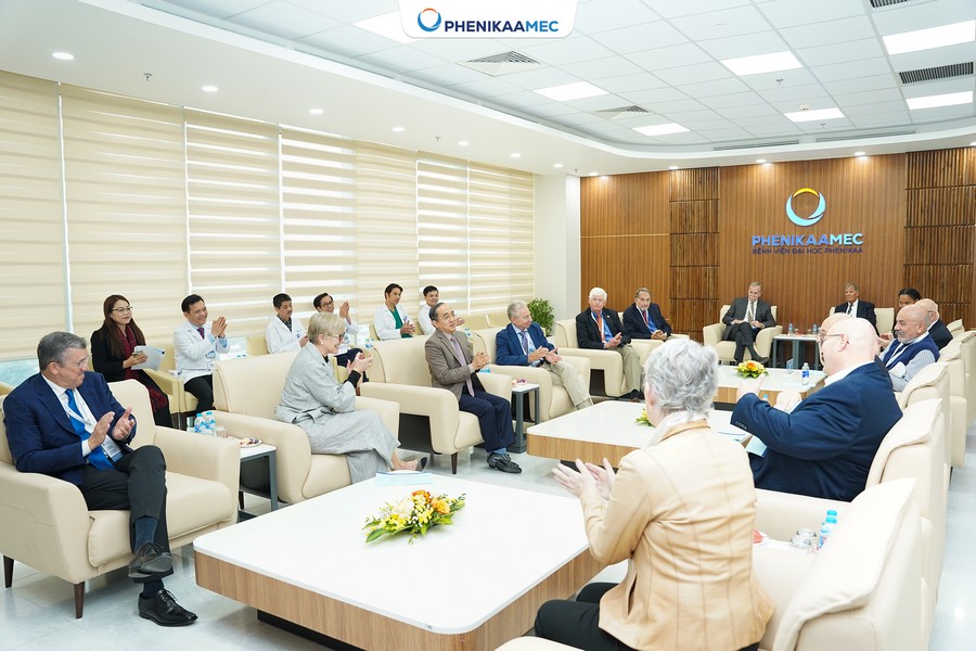 Phenikaamec Trao Đổi Hợp Tác Chuyên Môn Với Đoàn Chuyên Gia Học Viện Bác Sĩ Phẫu Thuật Hoa Kỳ