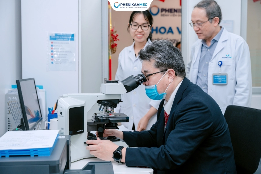 Bệnh viện Đại học Phenikaa đón tiếp Bệnh viện Đại học Kobe và Bệnh viện Nhãn khoa Kobe (Nhật Bản) tới thăm và làm việc