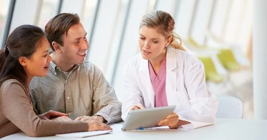 Tư vấn di truyền tiền hôn nhân giúp đánh giá nguy cơ truyền bệnh cho con