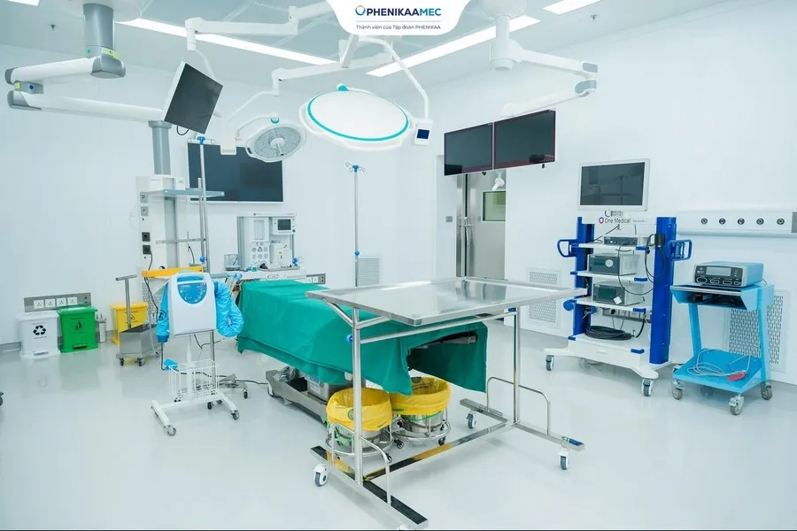 Phòng mổ áp lực dương đảm bảo vô khuẩn tuyệt đối, an toàn cho người bệnh