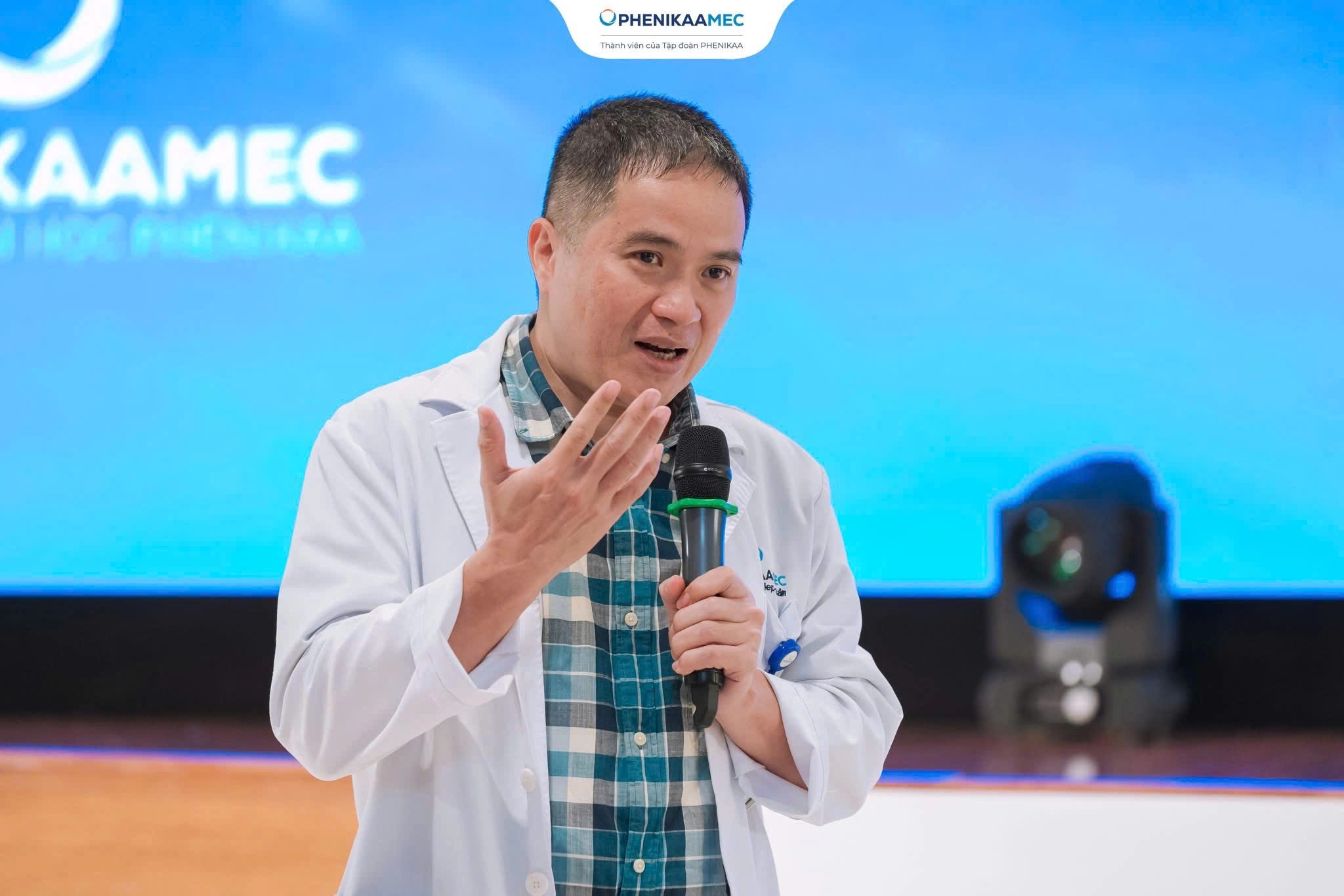 Lớp học tiền sản tháng 4 PhenikaaMec