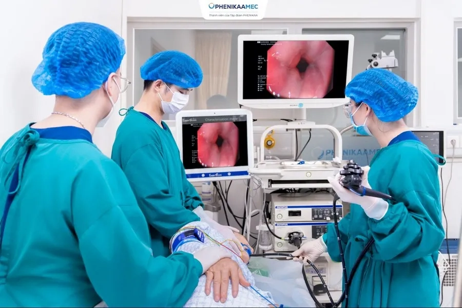 Dàn máy nội soi tiên tiến ứng dụng công nghệ nội soi NBI theo tiêu chuẩn Nhật Bản hiển thị hình ảnh sắc nét 