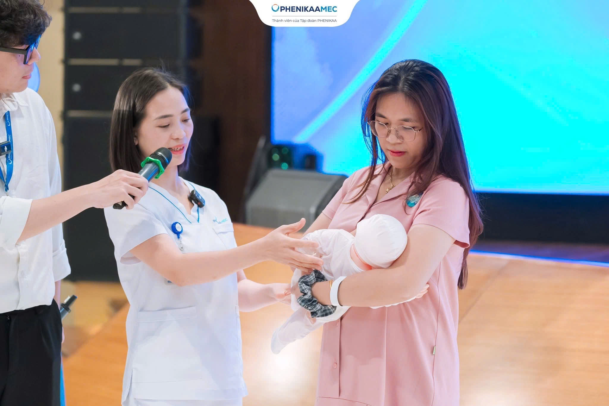 Lớp học tiền sản tháng 4 PhenikaaMec