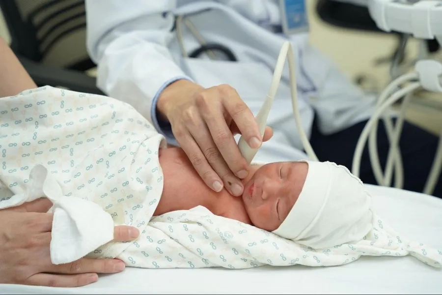 Siêu âm tim giúp sàng lọc tim bẩm sinh ở trẻ em